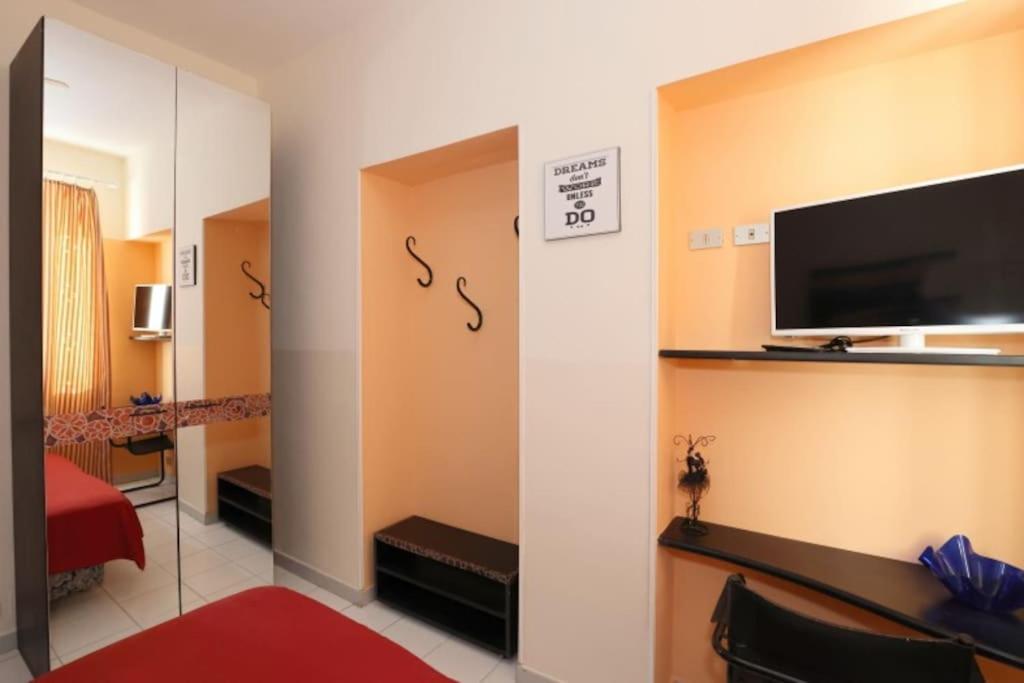 Ferienwohnung Bel Bilocale Vicino Alla Metropolitana E Al Centro Turin Exterior foto