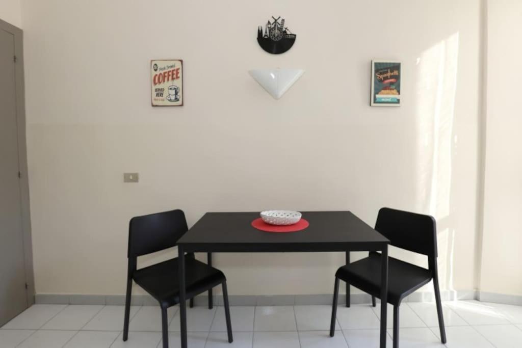 Ferienwohnung Bel Bilocale Vicino Alla Metropolitana E Al Centro Turin Exterior foto